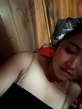 miemie-xx online show from October 8, 2025, 2:07 pm