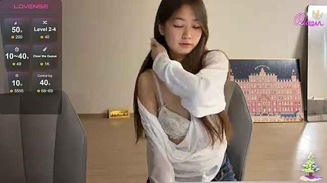 Alyssa-8 online show from June 3, 2026, 4:57 am