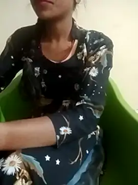 Mahi677 online show from November 30, 2025, 4:02 am