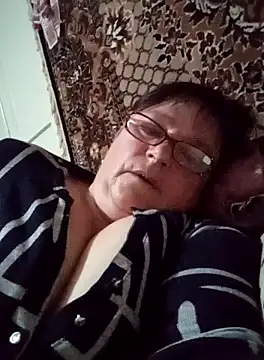 Snapshot of MilaCold5443 chatting on April 1, 2026, 4:36 am MilaCold5443 online show from April 1, 2026, 4:36 am