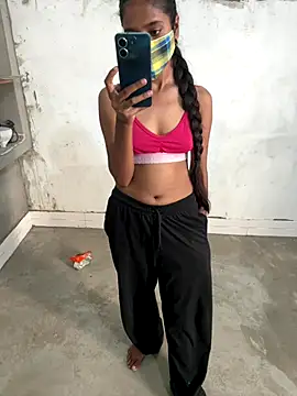 Snapshot of Rani_hot2 chatting on October 15, 2025, 7:16 am Rani hot2 online show from October 15, 2025, 7:16 am