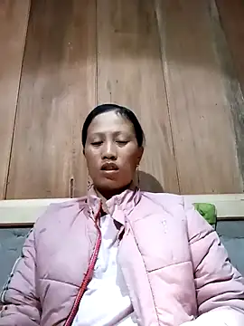 jerry-xx online show from November 30, 2025, 12:28 pm