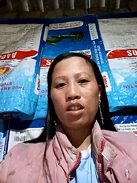 jerry-xx online show from December 2, 2025, 8:43 pm