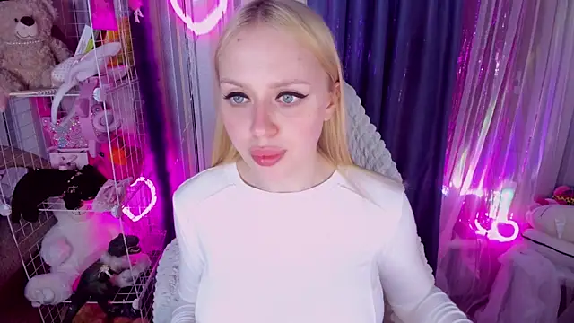 CeaneLino online show from April 4, 2026, 3:18 pm