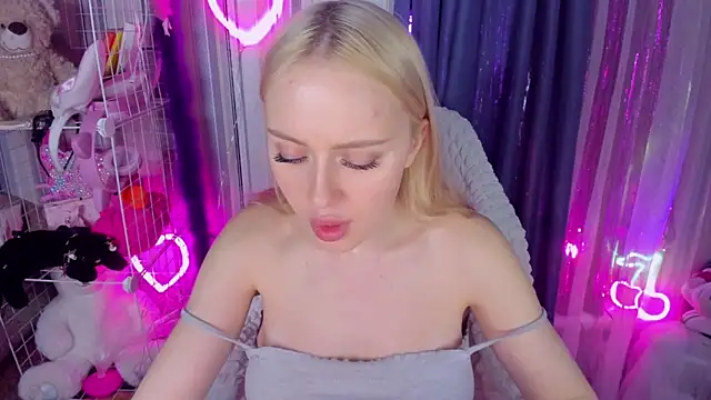 CeaneLino online show from March 18, 2026, 3:46 pm