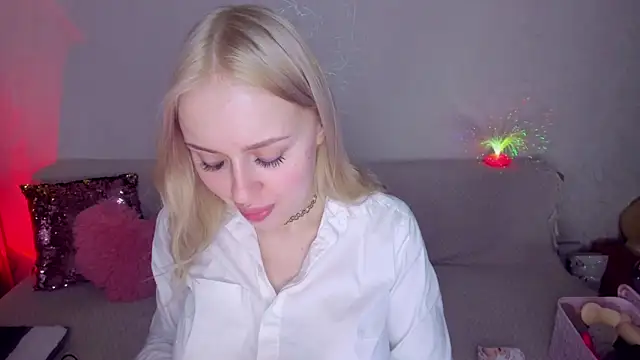 CeaneLino online show from February 11, 2026, 4:07 pm