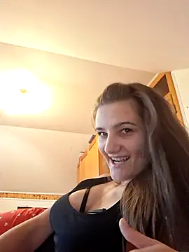 Nika aa online show from October 17, 2025, 6:06 am