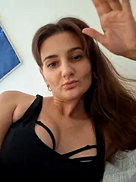 Nika aa online show from October 13, 2025, 10:17 am