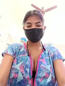 Hot radhaji online show from February 16, 2026, 1:26 am