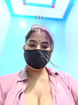 Hot radhaji online show from June 29, 2026, 5:14 am