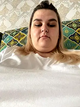 Snapshot of Vita6777 chatting on October 19, 2025, 5:10 am Vita6777 online show from October 19, 2025, 5:10 am