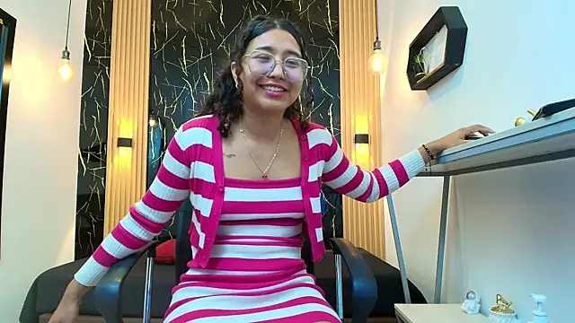 Snapshot of SamanthaFox_8 chatting on April 11, 2026, 11:36 am SamanthaFox 8 online show from April 11, 2026, 11:36 am