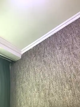 KarinaFlowers  online show from November 12, 2025, 12:09 pm