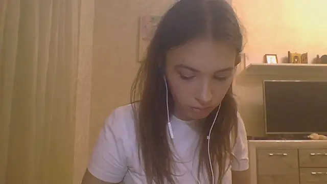 CeyaLier online show from October 15, 2025, 6:16 pm