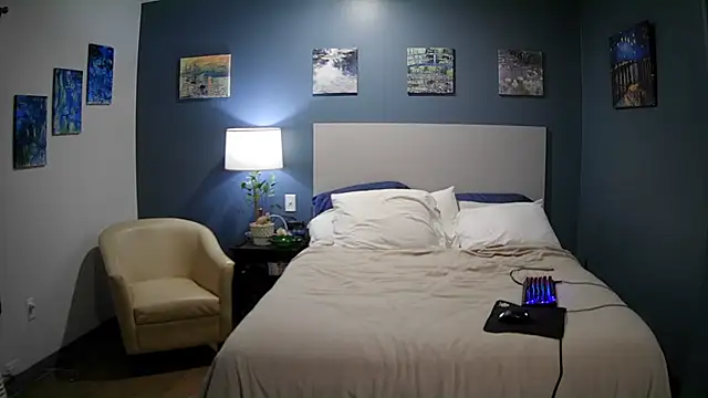 Snapshot of Fuck-Buddy-4U chatting on October 27, 2025, 12:00 am Fuck-Buddy-4U online show from October 27, 2025, 12:00 am