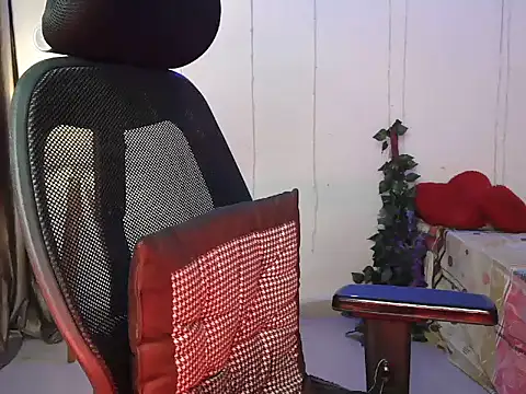 Royal zara online show from January 12, 2026, 5:20 pm