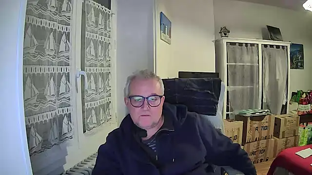 Snapshot of macdut67 chatting on January 15, 2026, 1:31 am macdut67 online show from January 15, 2026, 1:31 am