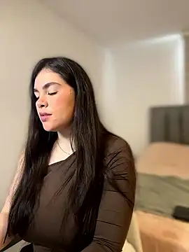 Isabella LaRue online show from January 11, 2026, 6:59 pm