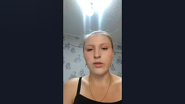 AlexisBaIler online show from October 11, 2025, 10:05 am