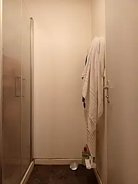 Snapshot of _Gabriela_5Live chatting on October 30, 2025, 7:44 pm  Gabriela 5Live online show from October 30, 2025, 7:44 pm