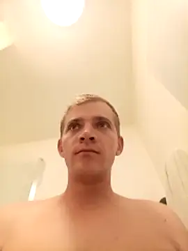 Snapshot of _Gabriela_5Live chatting on October 29, 2025, 6:29 pm  Gabriela 5Live online show from October 29, 2025, 6:29 pm