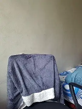 Miss  kendra  online show from October 25, 2025, 1:12 pm