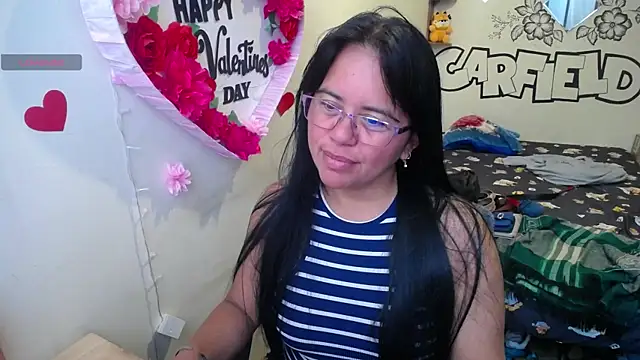 Miss  kendra  online show from June 22, 2026, 12:57 pm
