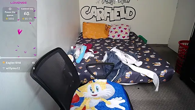 Miss  kendra  online show from December 18, 2025, 2:21 pm