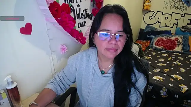 Miss  kendra  online show from July 7, 2026, 11:25 am
