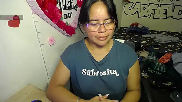 Miss  kendra  online show from June 22, 2026, 12:49 am