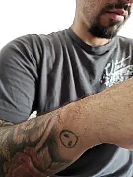 Juicydick420-xxx online show from April 4, 2026, 9:43 pm