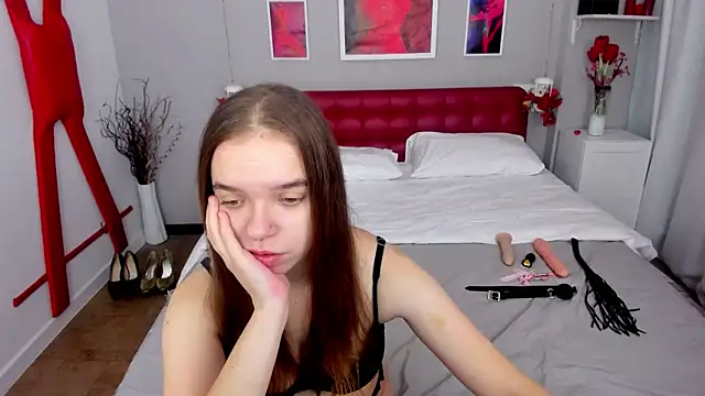 KamilaPeach online show from October 13, 2025, 6:37 am
