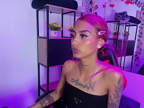 KarlaSlutSkinny   online show from December 5, 2025, 3:27 am