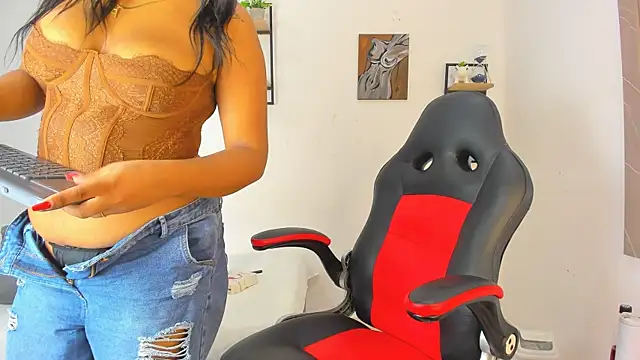 daniella molina1 online show from October 11, 2025, 8:32 pm