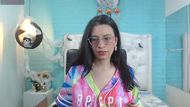 caty angel online show from October 20, 2025, 7:25 pm