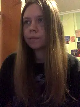 LunaVirelle online show from November 19, 2025, 3:12 pm