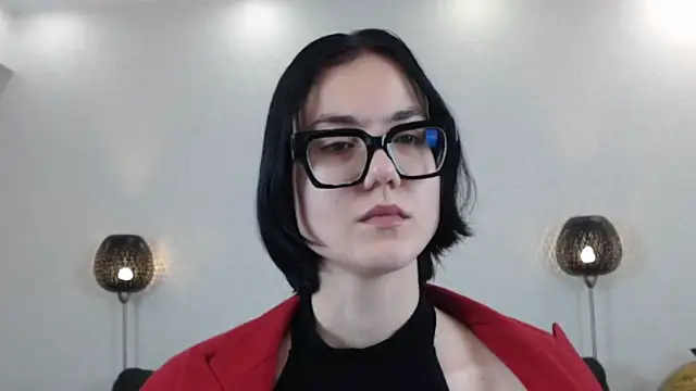 Marie Fitch online show from November 6, 2025, 3:43 am