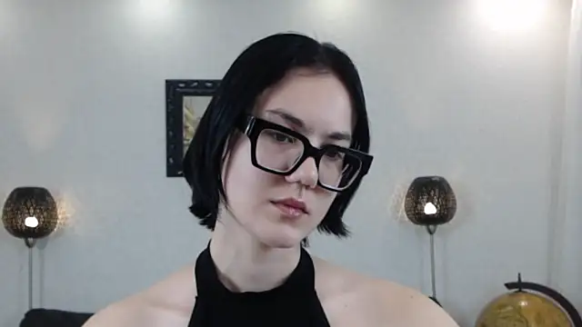 Marie Fitch online show from November 7, 2025, 3:44 am