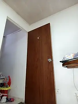 Lucy colee online show from October 22, 2025, 2:05 pm