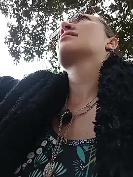 Lucy colee online show from January 5, 2026, 7:06 pm