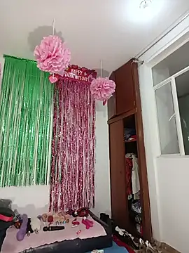 Snapshot of Lucy_colee chatting on February 9, 2026, 4:49 pm Lucy colee online show from February 9, 2026, 4:49 pm