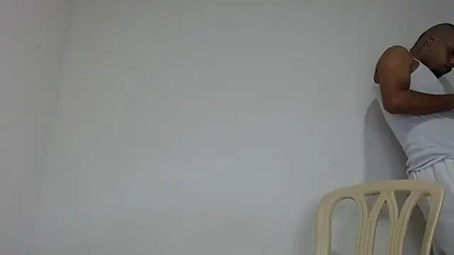 Snapshot of drako_monster chatting on February 23, 2026, 11:38 pm drako monster online show from February 23, 2026, 11:38 pm