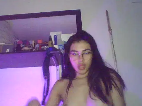 MeganTaylorr  online show from October 18, 2025, 6:26 am