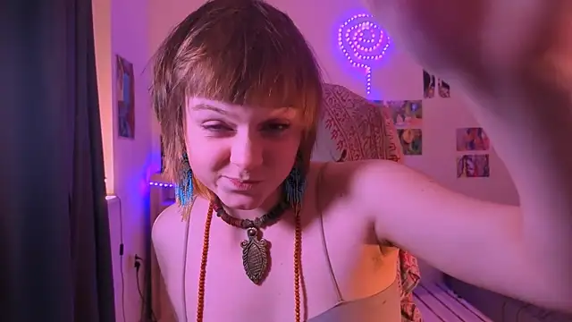 liquid0fluid0 online show from November 19, 2025, 3:34 pm