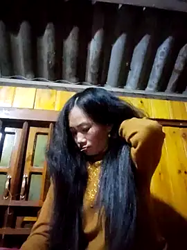 gio-thu online show from November 21, 2025, 12:04 pm