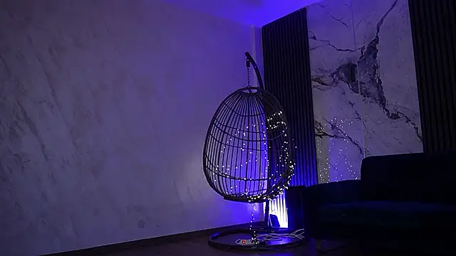 RachelRavee online show from February 17, 2026, 5:27 am