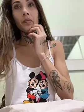 casalskunk online show from July 10, 2026, 4:01 am