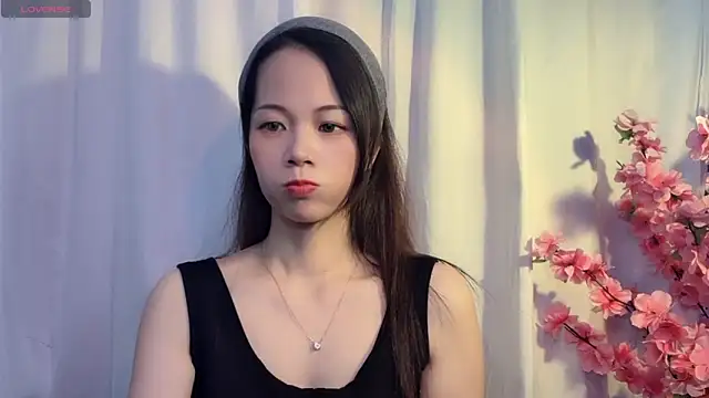 Lynnalltop-165-KeKe online show from October 17, 2025, 7:00 am
