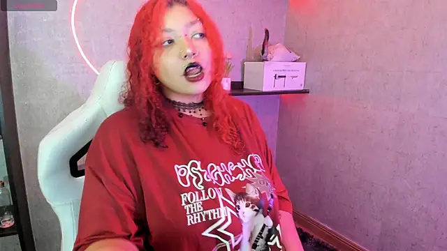 irisfeitan online show from November 21, 2025, 10:14 am