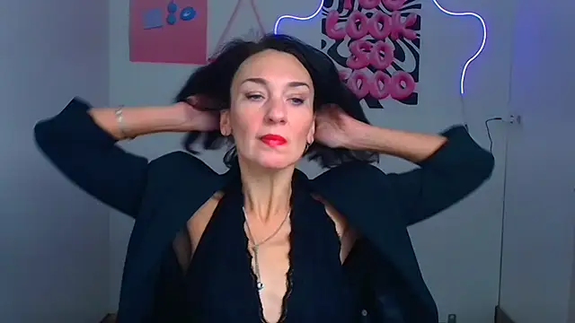 Rosie Rosee online show from February 5, 2026, 6:53 am